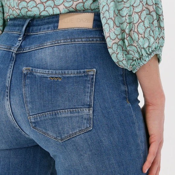 Summum Skinny Denim Jean - Picture 3 of 10